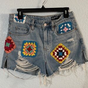 Blank NYC The Barrow Women Denim Shorts with Crochet Accents Distressed Size 28